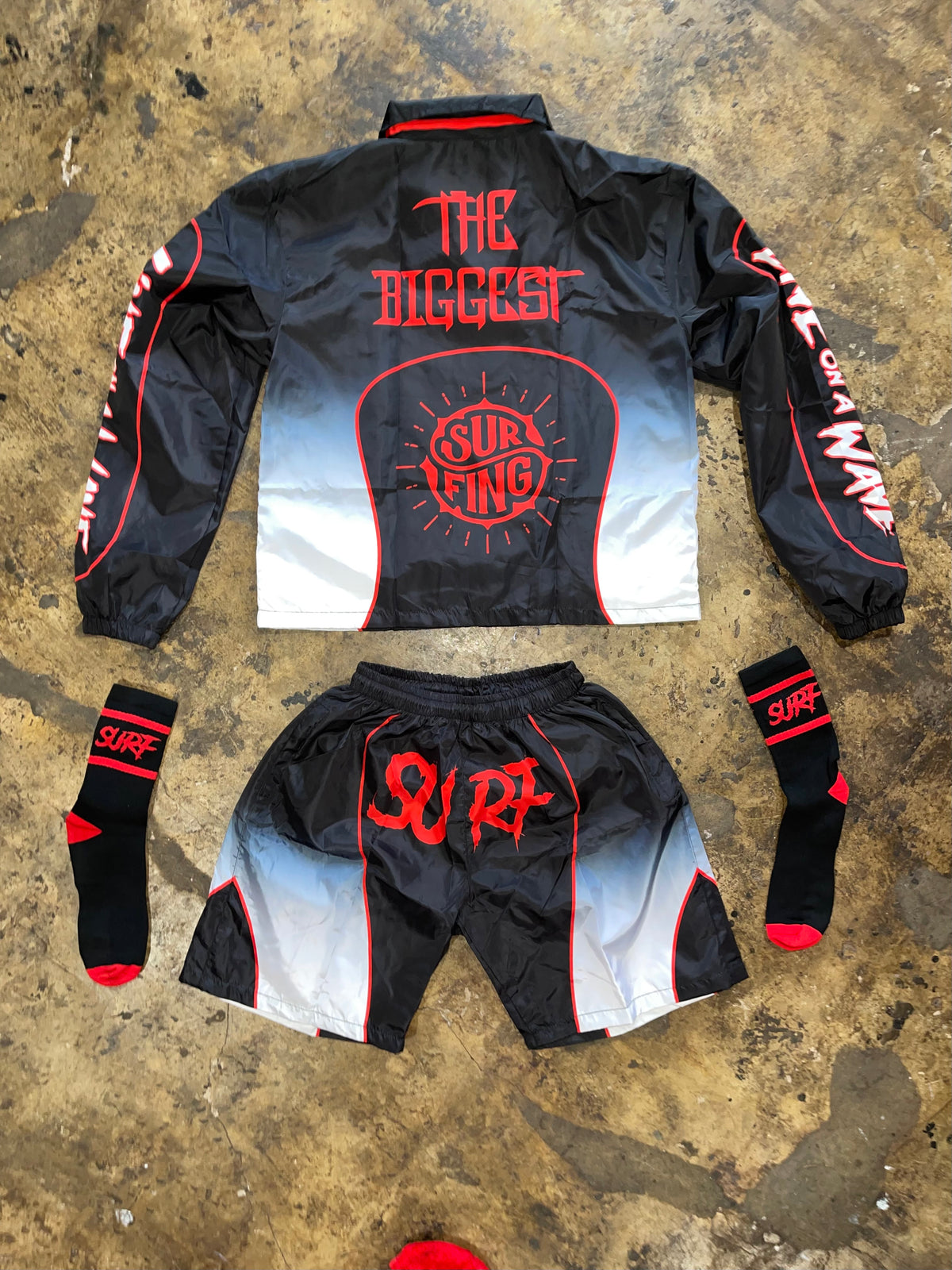 #NEW “3 Tone Surf” Windbreaker Short Set