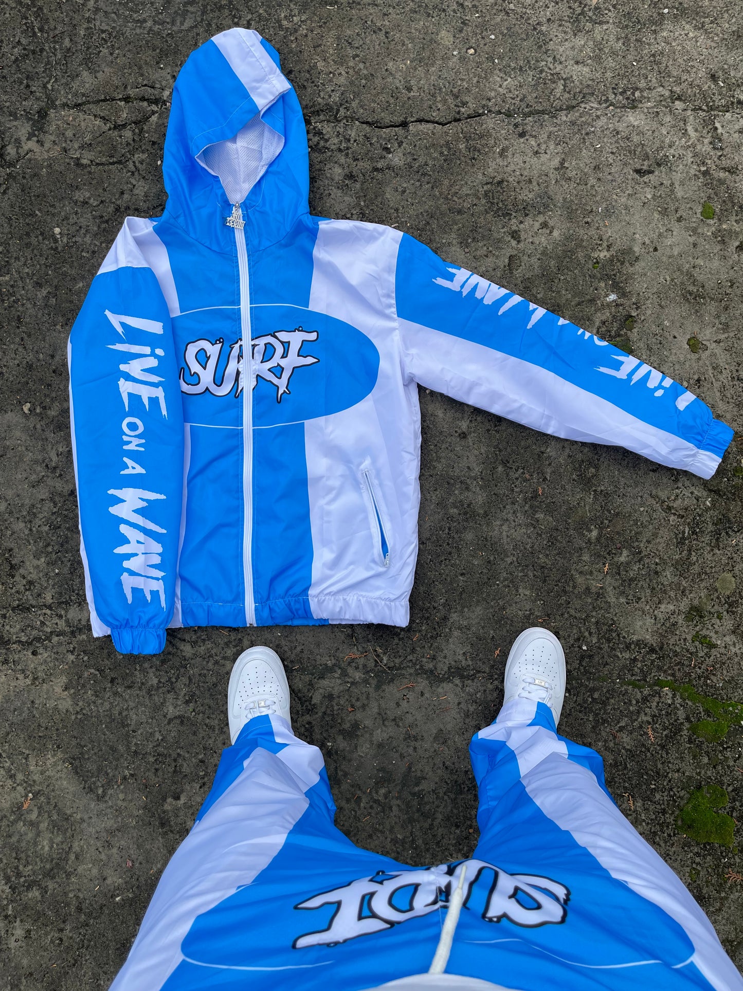 #New The Sky Walker Retro WB Set