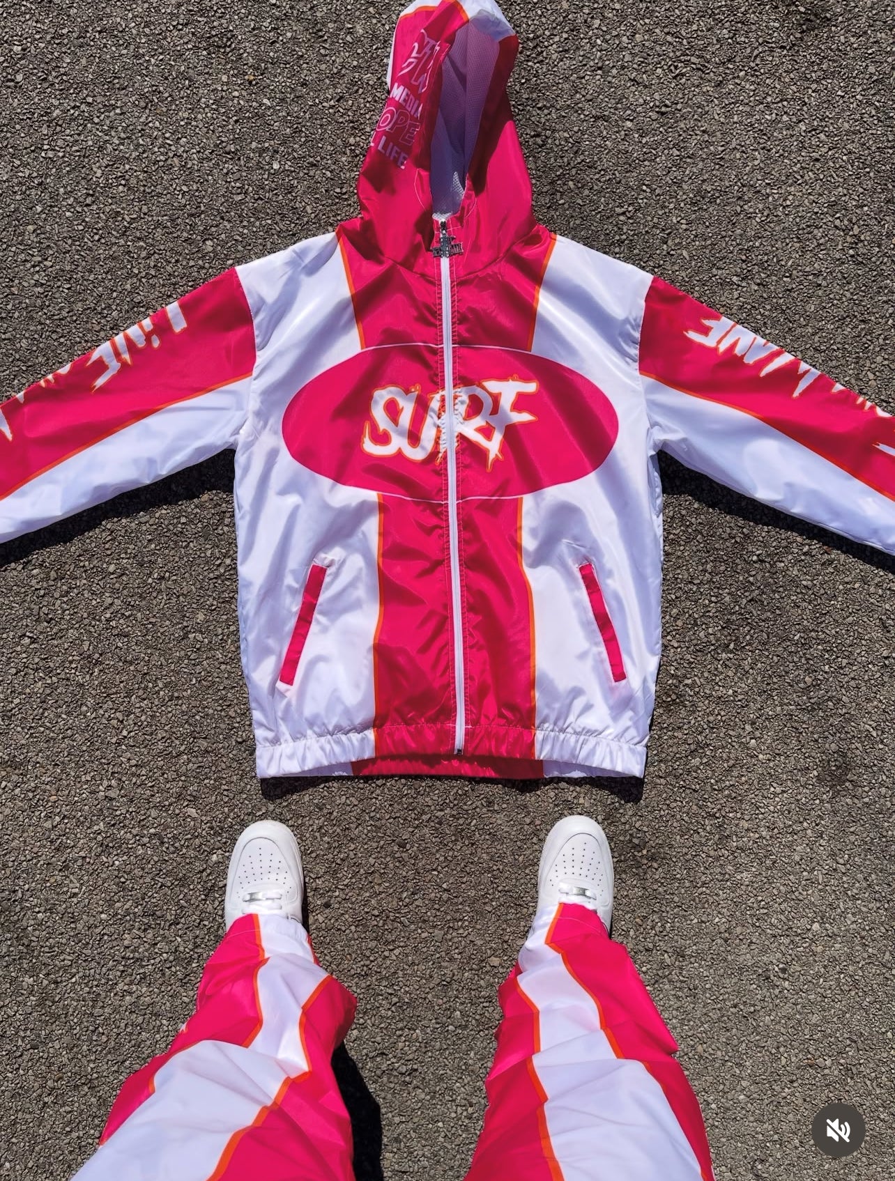 #New Tropical Pink Retro WB Set