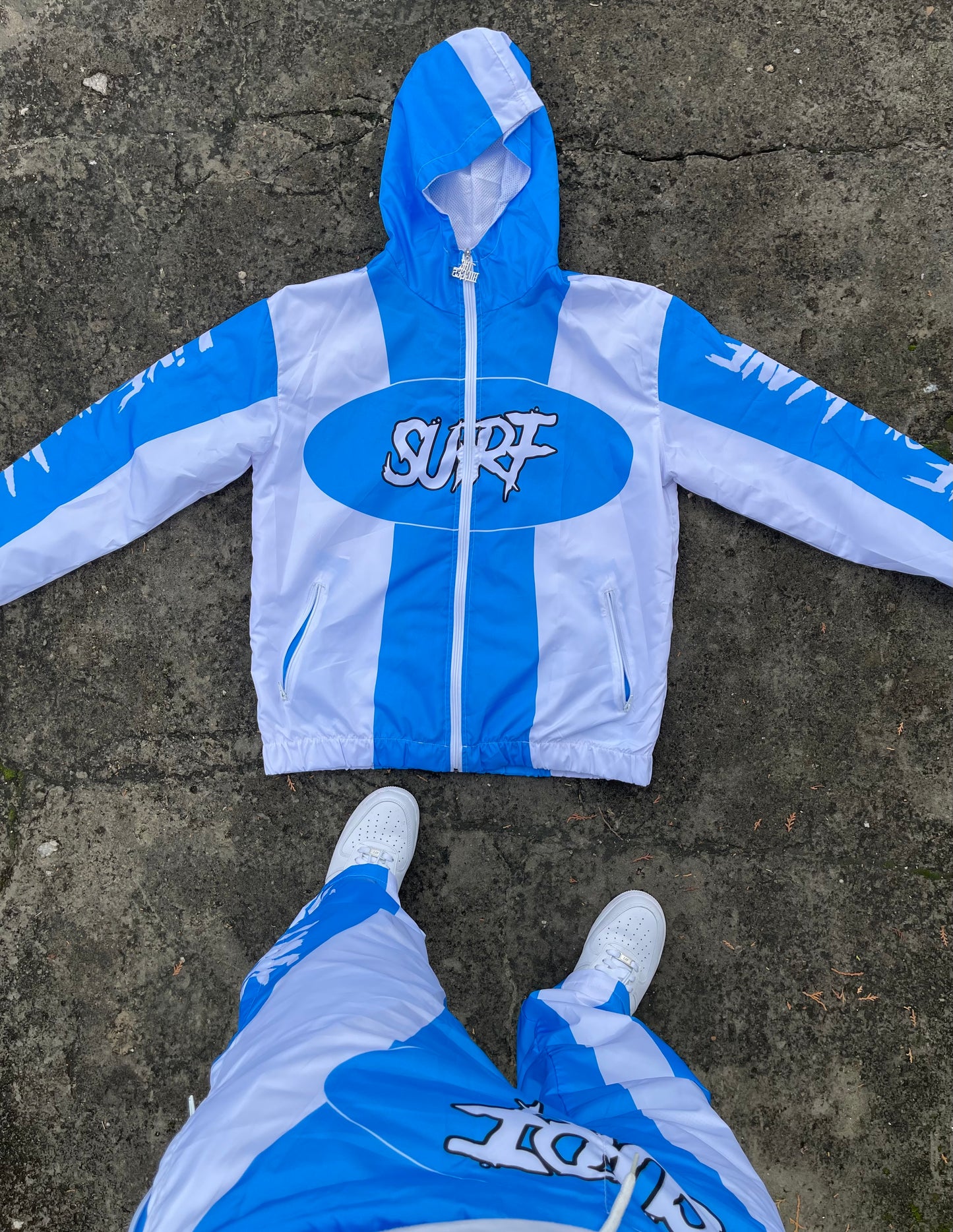 #New The Sky Walker Retro WB Set