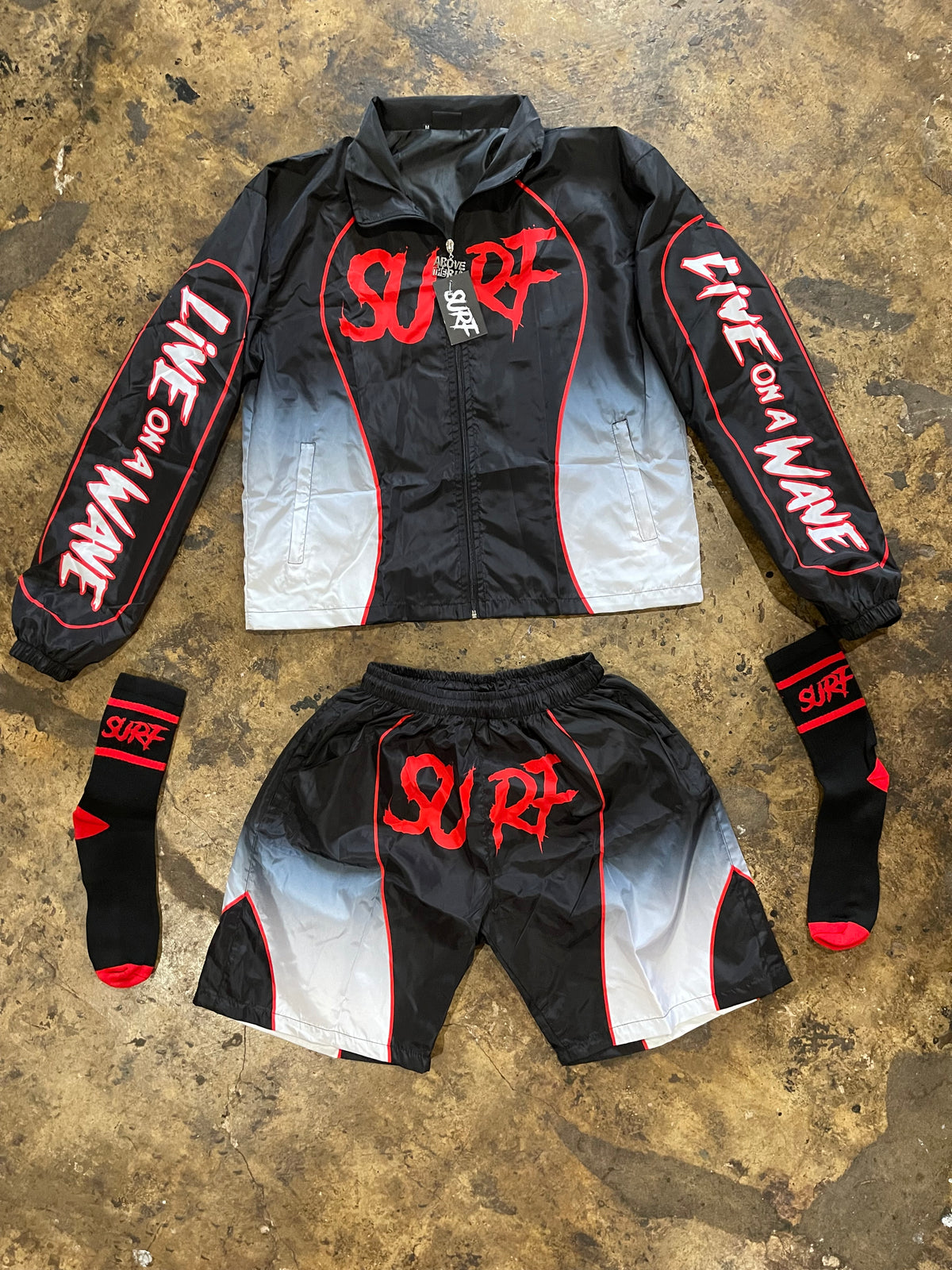 #NEW “3 Tone Surf” Windbreaker Short Set